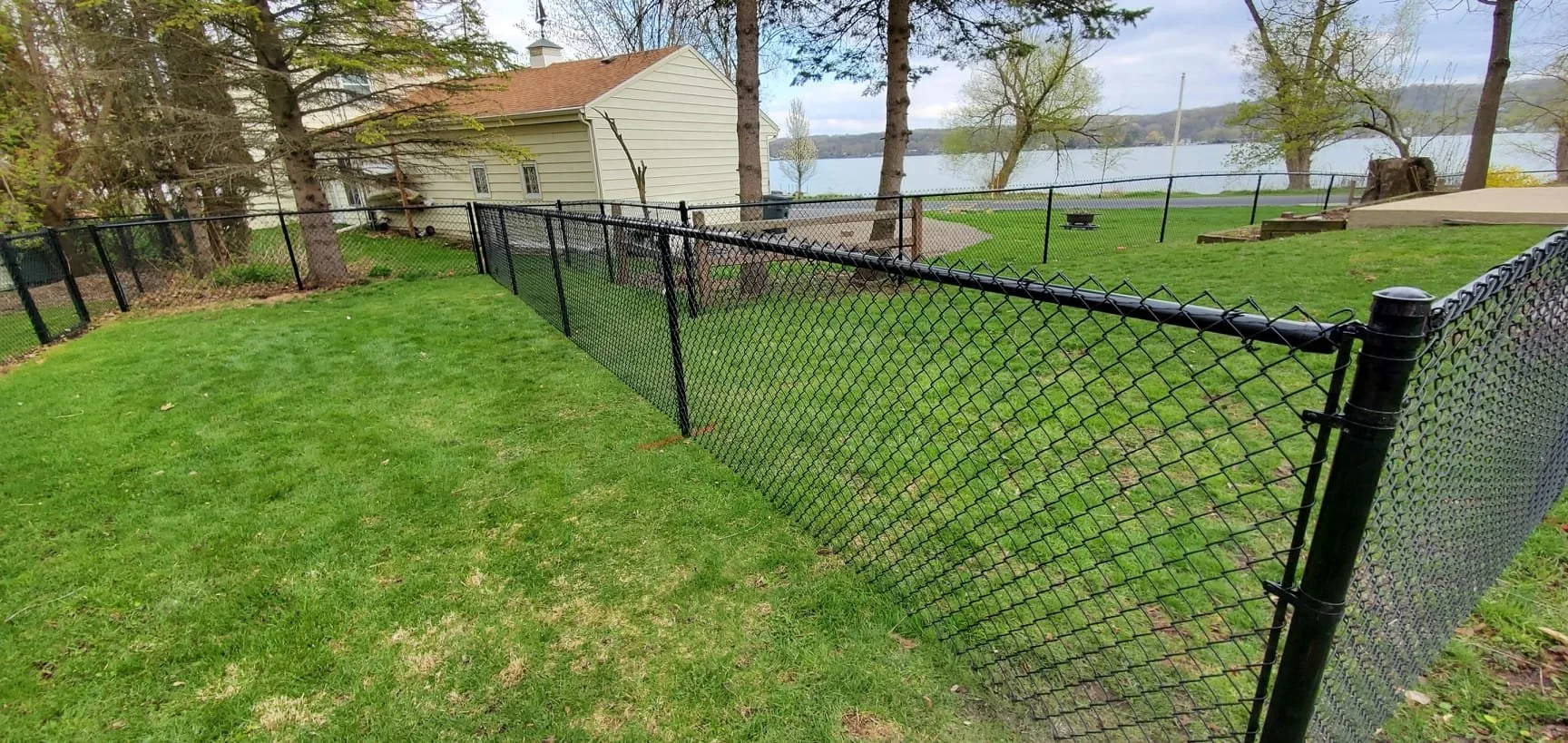 chain-link-fence-installation-in-kenosha