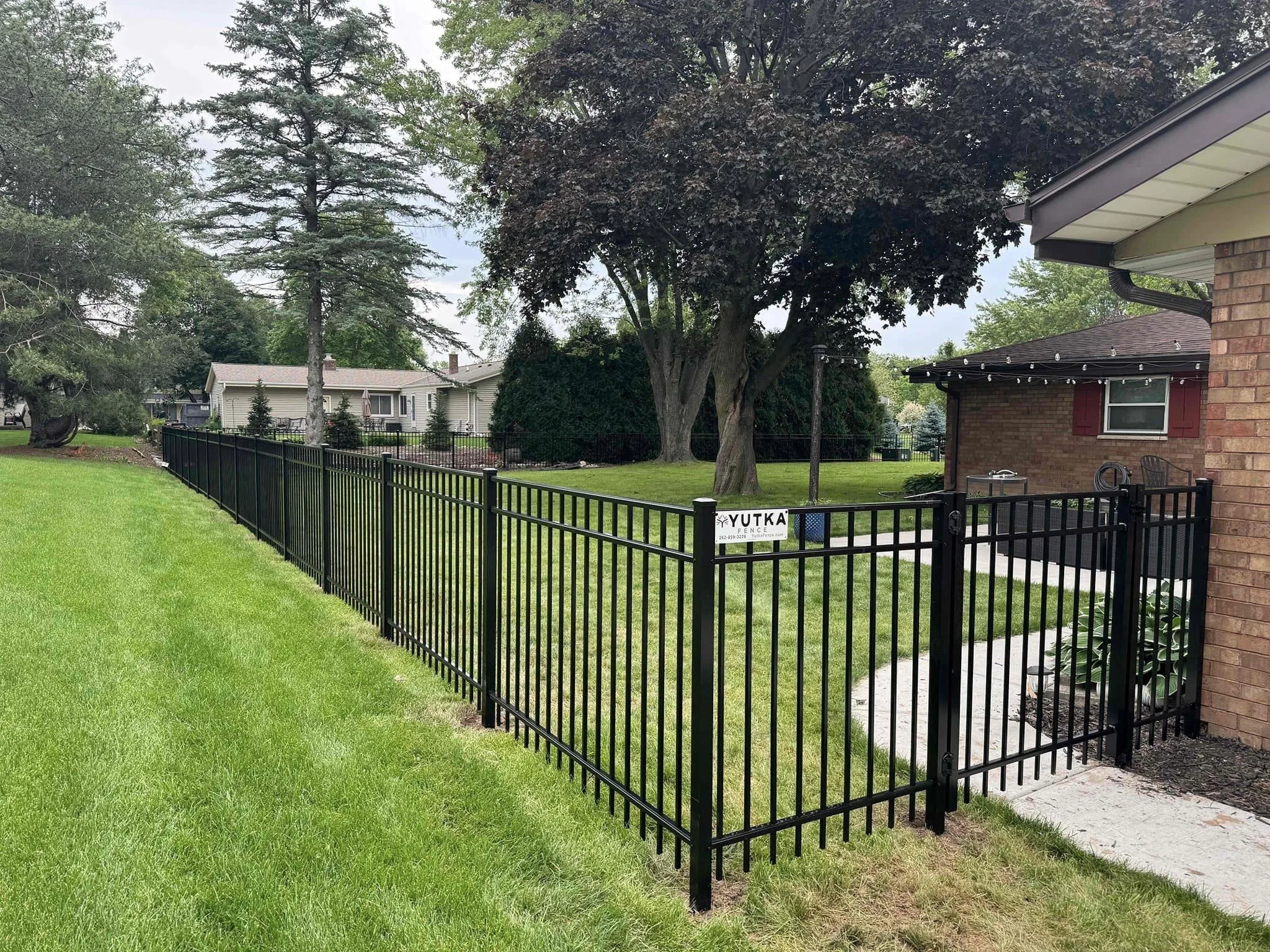 Kenosha-Aluminum-Fence-Company